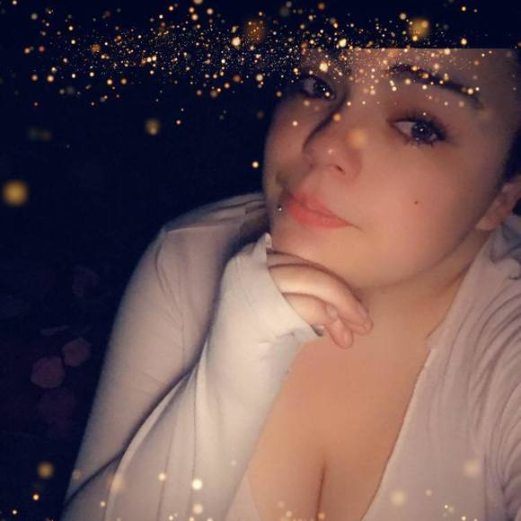 Meet your Posher, Kara - Picture 1 of 1